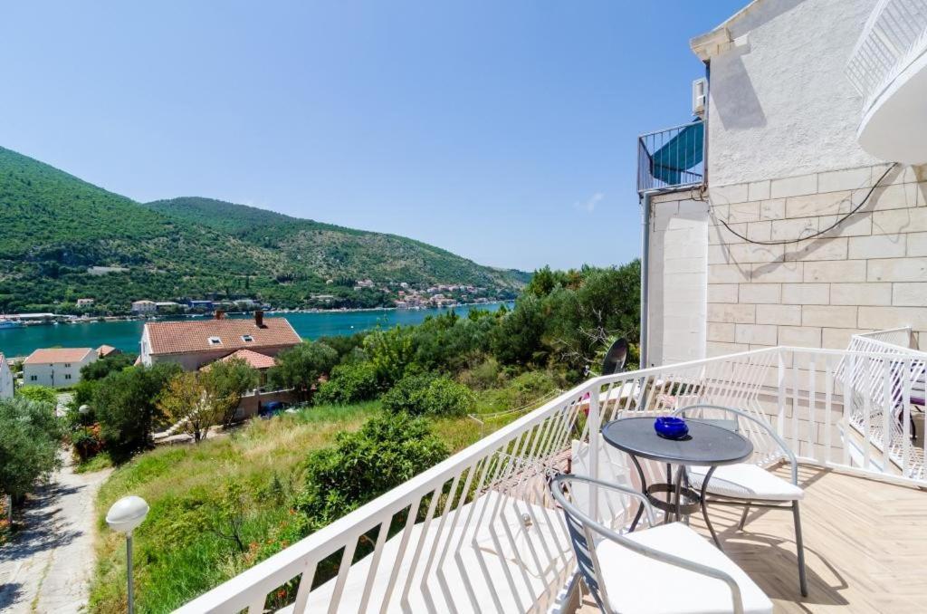 Apartments Peco Mokošica Extérieur photo