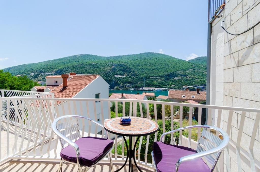 Apartments Peco Mokošica Extérieur photo